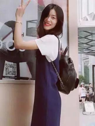 刘雯每月收入多少钱,刘雯收入2018排第几