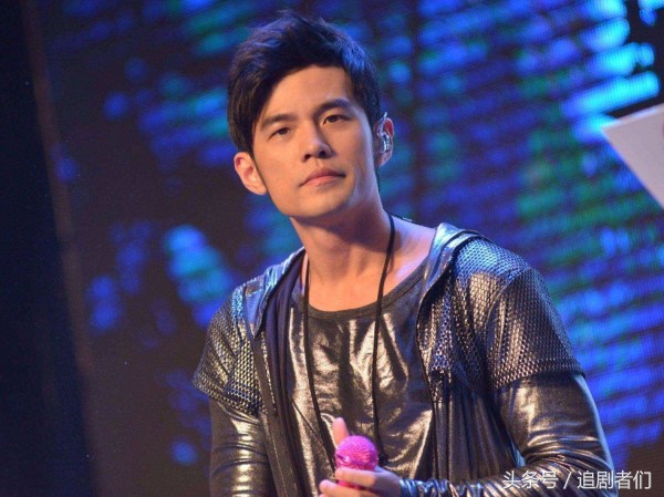 周杰伦的巅峰时期谁能和他匹敌,巅峰时期的周杰伦究竟有多强大