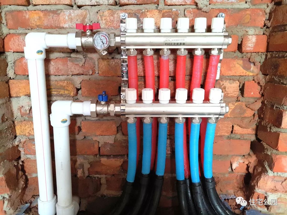 自建房用地暖还是暖气片更好,农村盖房用地暖好还是暖气片好