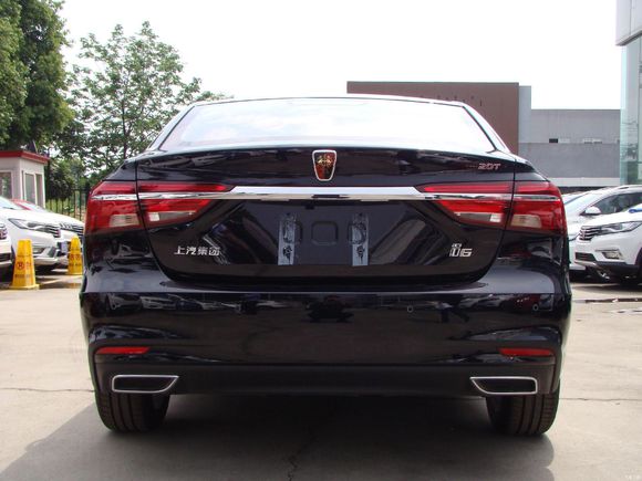 荣威i62020购买推荐,荣威i6底价