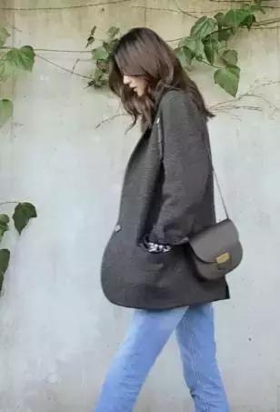 刘雯每月收入多少钱,刘雯收入2018排第几