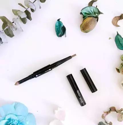 五十块钱买一个香奈儿,一万块钱香奈儿能买到啥