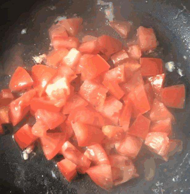 空腹不能吃圣女果吗,空腹吃西红柿后能够喝热水吗