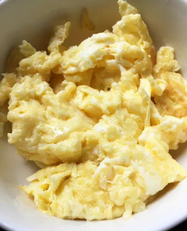 空腹不能吃圣女果吗,空腹吃西红柿后能够喝热水吗