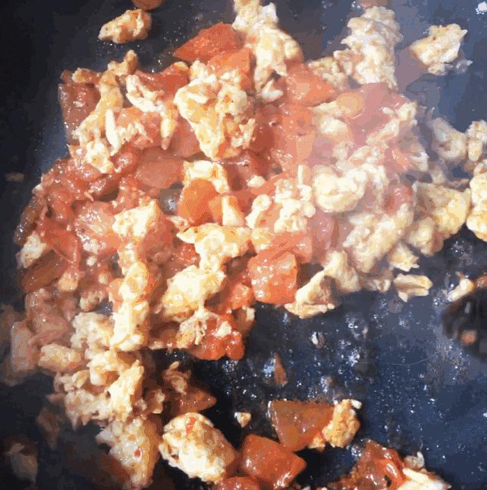 空腹不能吃圣女果吗,空腹吃西红柿后能够喝热水吗