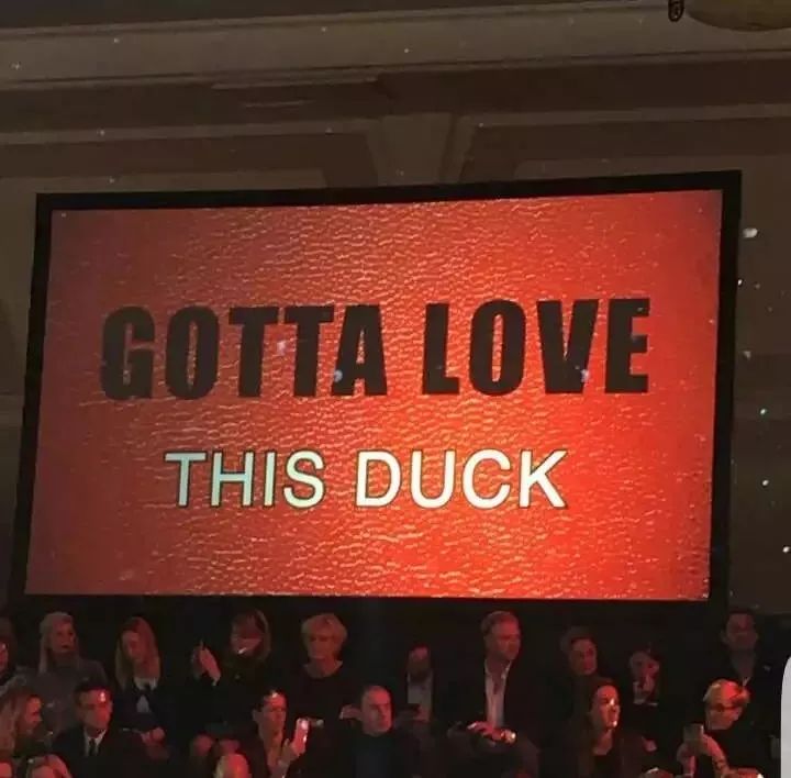 秀还没走完新款就卖光？直击NIKKIE巴黎迪士尼大秀