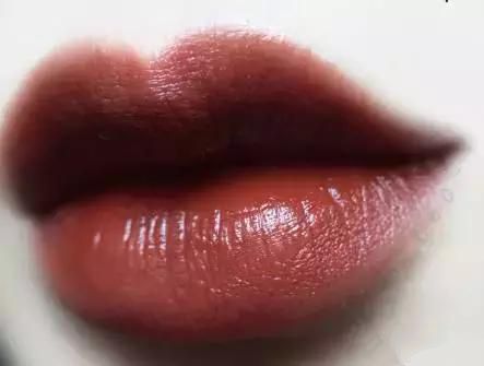 35W一支的口红，是贫穷限制了我的想象力！