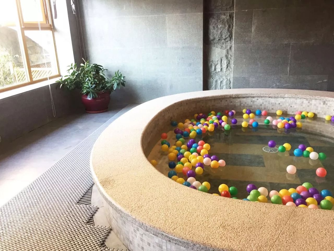 带孩子玩的温泉度假村北京,北京合适带孩子去玩的温泉酒店