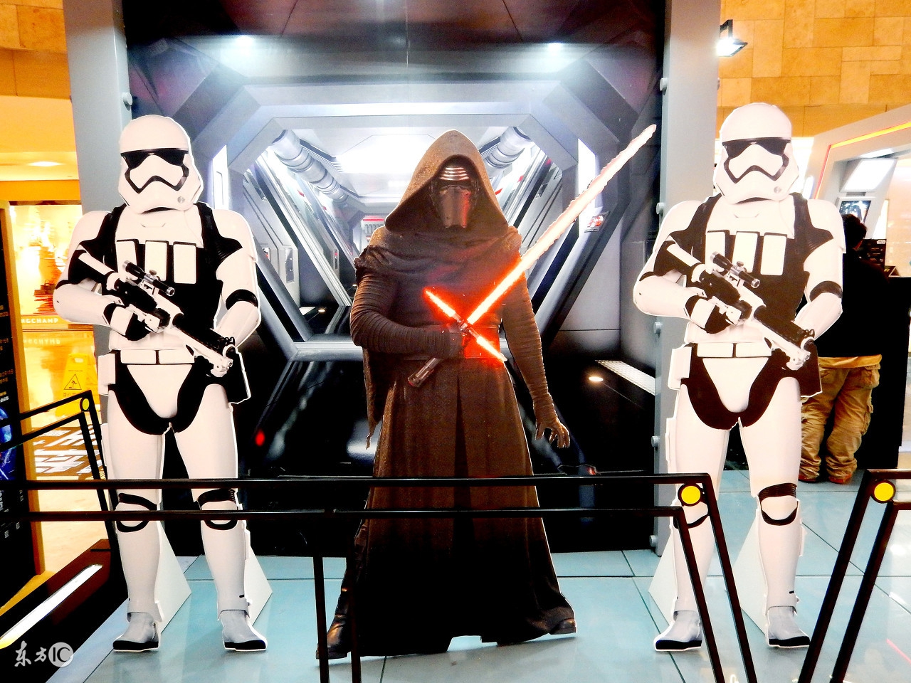 这个波兰人告诉我们能够这样把英语学好！