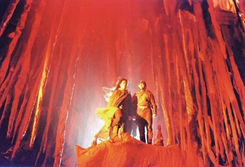 奇门遁甲和玄幻的区别,奇门遁甲和玄幻有什么区别