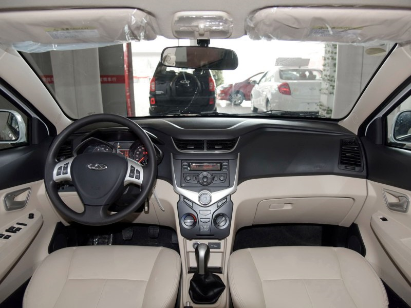 4万左右国产两厢车,最新款国产两厢车