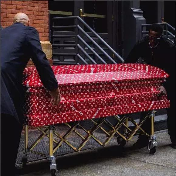 回形针马桶,2000块钱的回形针