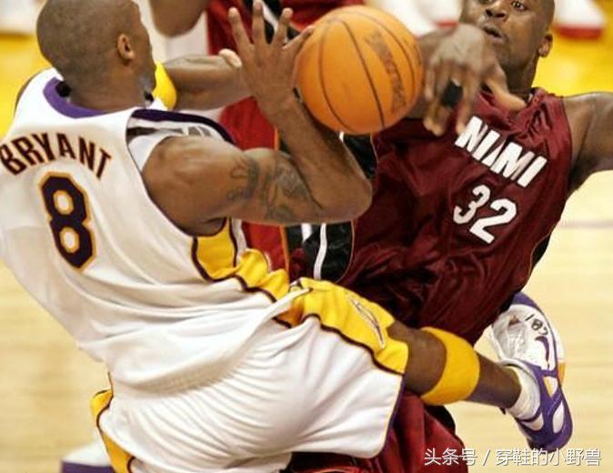 24号科比篮球鞋致敬黑曼巴,科比自己最喜欢的最强实战篮球鞋