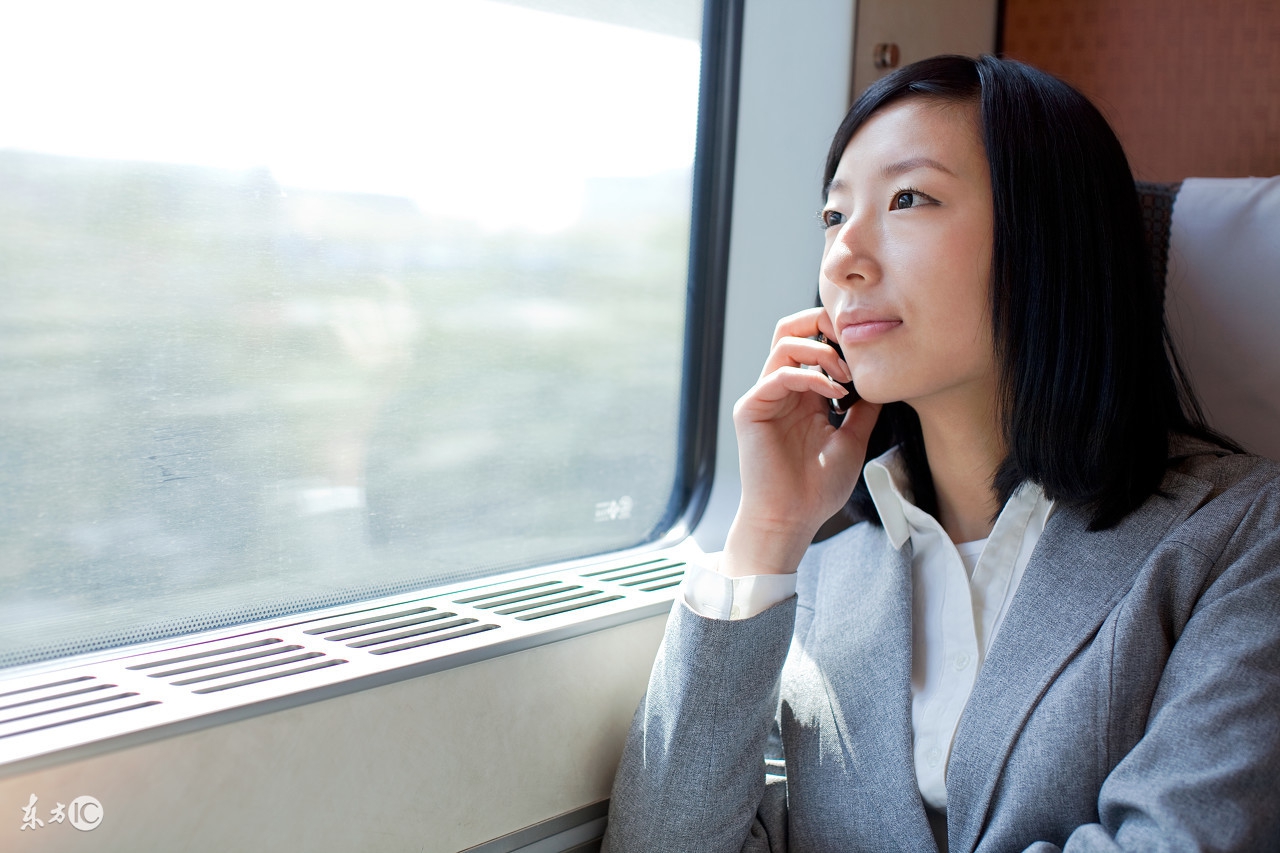 英语介词onin的用法和区别,英语介词on的所有意思