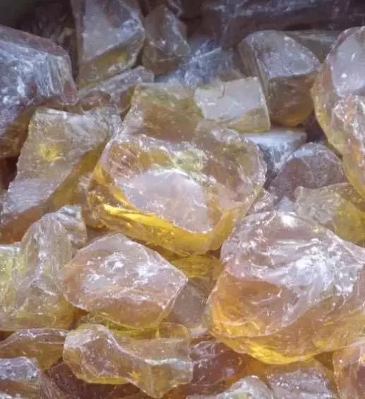 假琥珀蜜蜡用什么做的,假蜜蜡琥珀