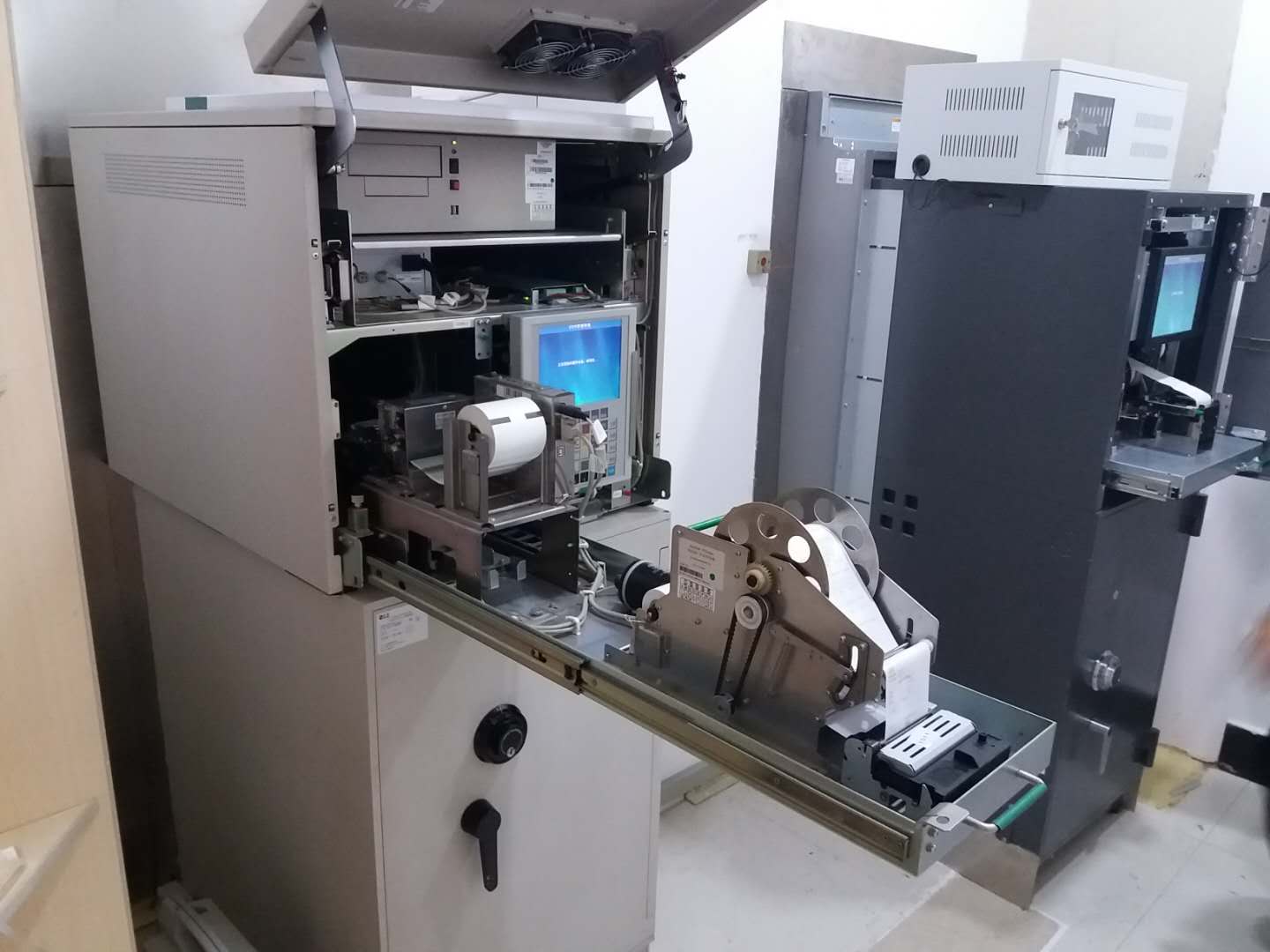 涨知识，笔者扒一扒被银行ATM机吞钱的原因和具体处理办法