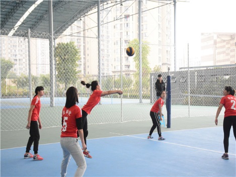 吴越同舟，患难与共——记自动化系VS通信与信息工程女子排球赛