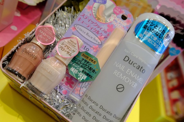 红翻天的小萌物带你激活圣诞季，还不快来瞧瞧？