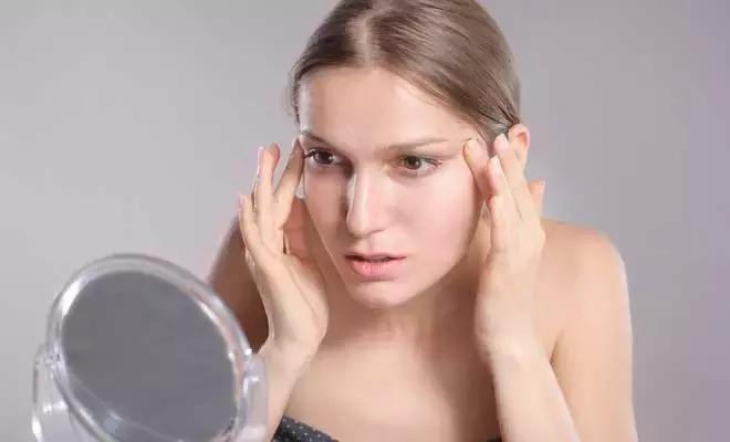 27岁有细纹黑眼圈用什么眼部护理,黑眼圈细纹浮肿补水