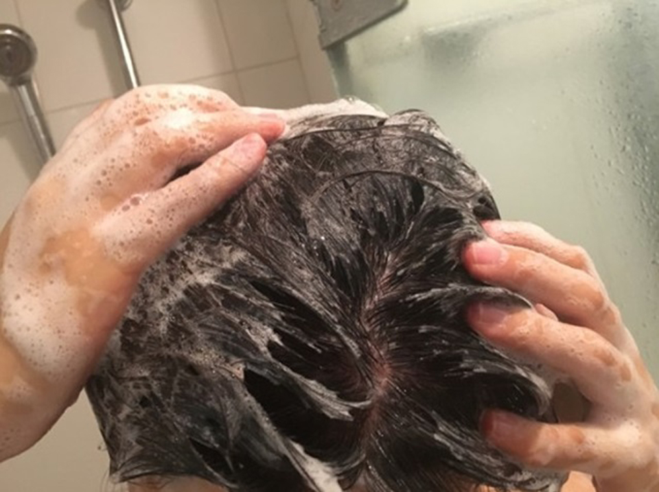 男士头发太多太厚怎么减少,男士头发稀合适什么发型