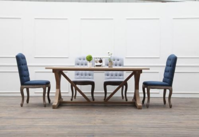 简简单单一顿美餐,一桌子丰盛美餐生活充满日照