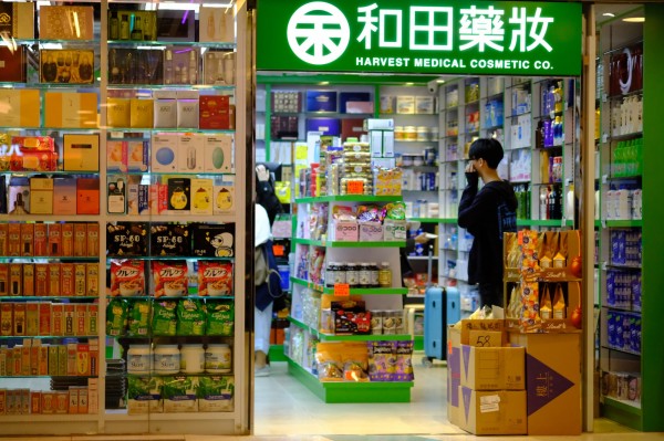 红翻天的小萌物带你激活圣诞季，还不快来瞧瞧？