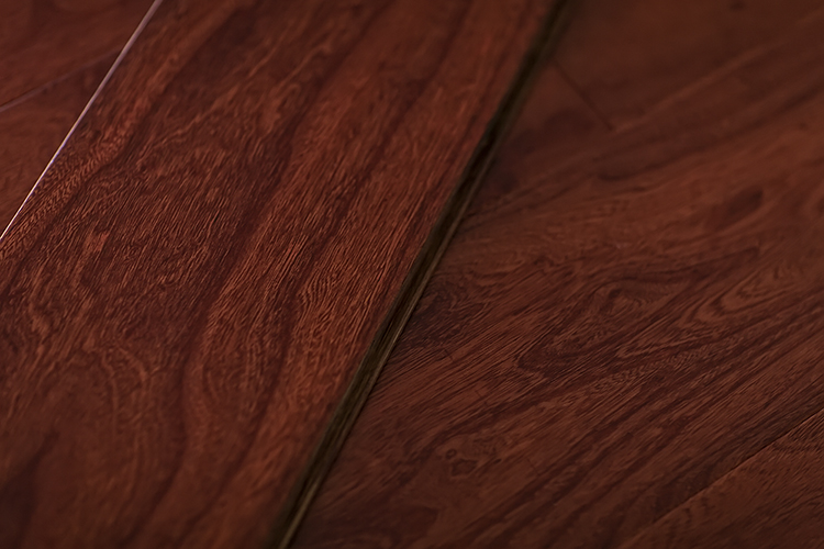 买地板商家有哪些坑,网购官方店地板靠谱吗