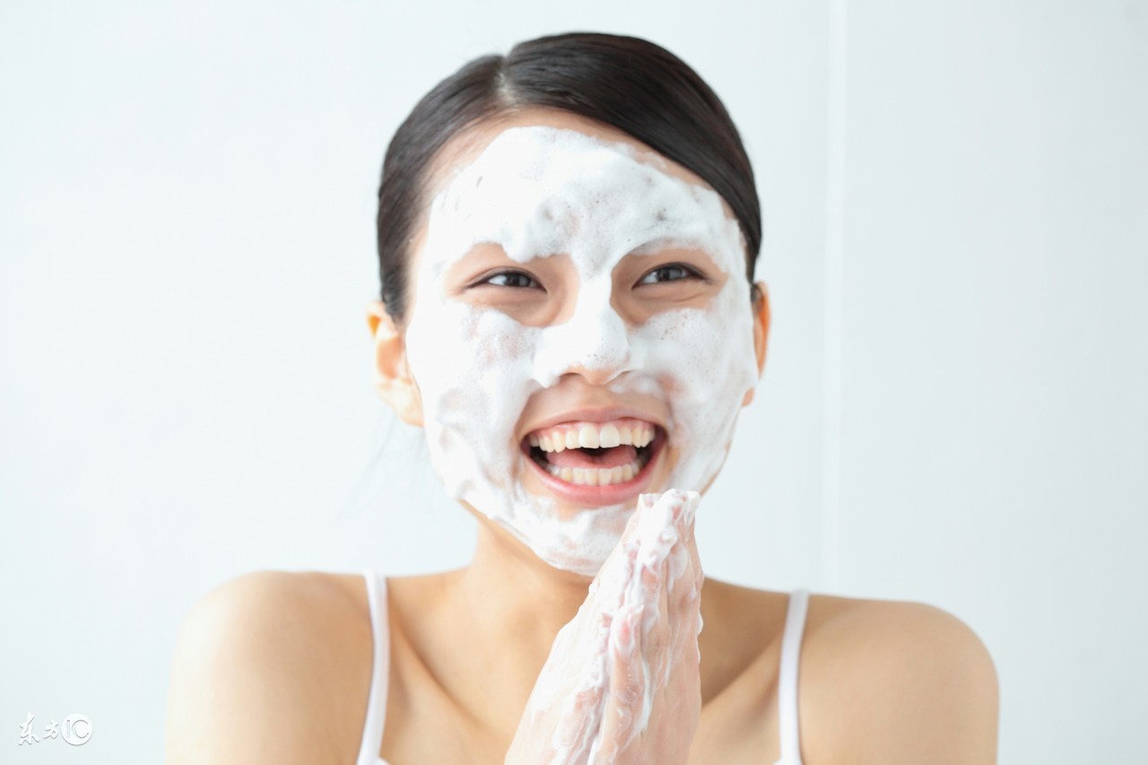 贵的和便宜的化妆品对比,贵的洁面乳和便宜的洁面乳的区别