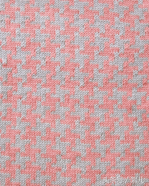 千鸟格永恒的经典,经典千鸟格咖啡色加厚一体绒毛衣