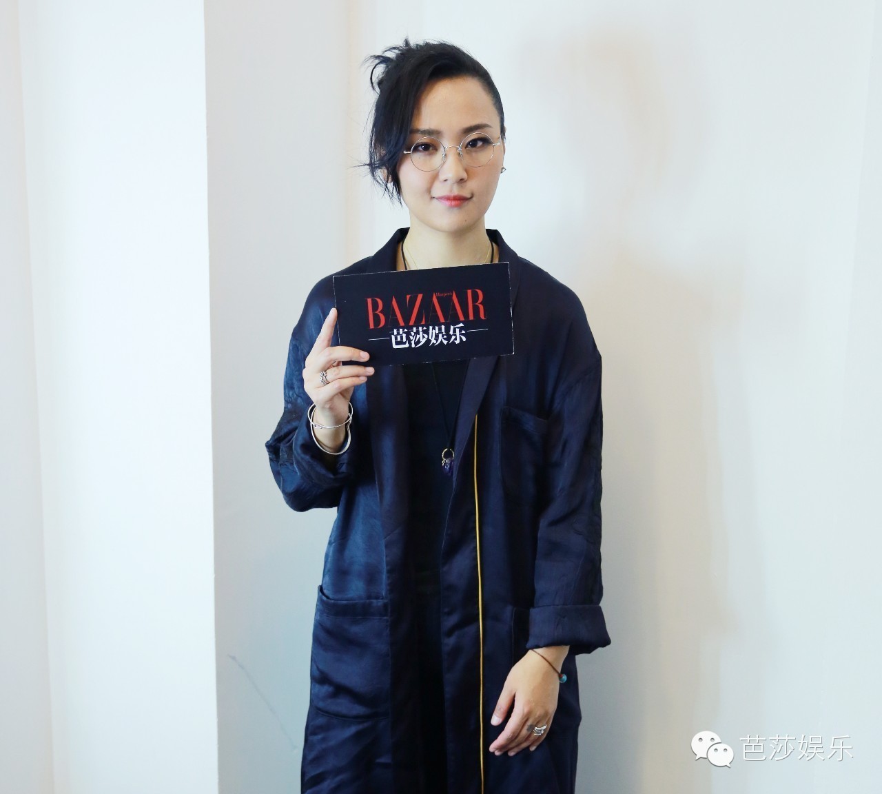 张艺兴白鹿同台领奖,张艺兴王一博领奖