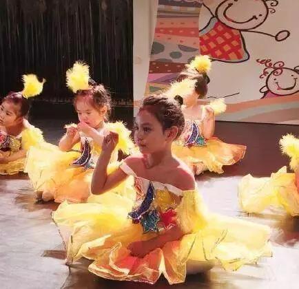 马雅舒的女儿视频,马雅舒儿子和女儿近照