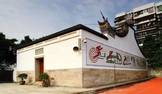 福州杨桥中学和桔园四中哪个好,福州杨桥中学好还是十八中好