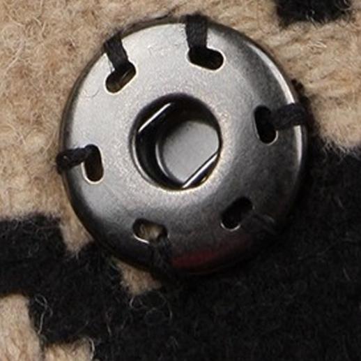 丝绒棉服穿搭冬季,冬天怎么用大棉衣提升时髦感