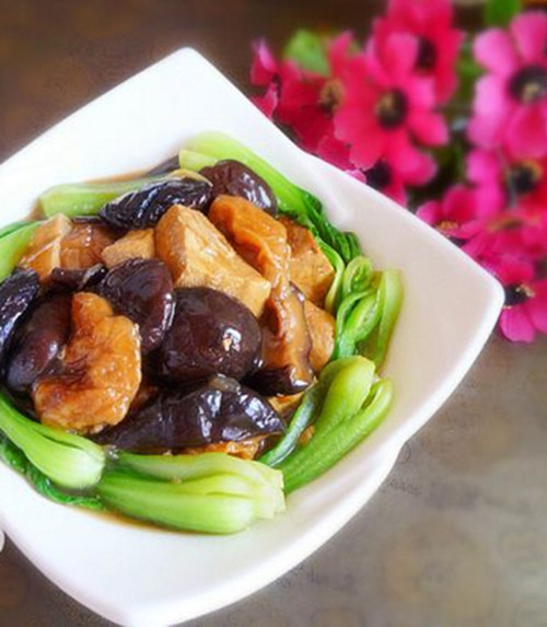 宝宝肚子里有蛔虫吃什么药,肚子里面有蛔虫是不是要杀虫