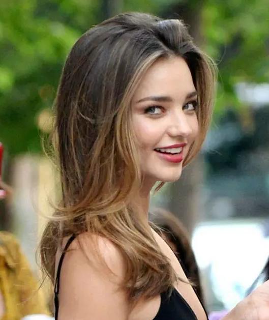 米兰达可儿短发发型怎么卷的,米兰减龄发型