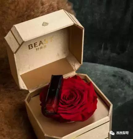 圣诞节一只口红怎么够！转给男朋友暗示一下他！口红我送你！