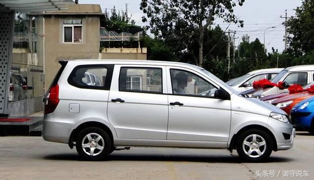 五菱宏光s五座和七座的优缺点,五菱宏光s5座驾驶感受油耗视频