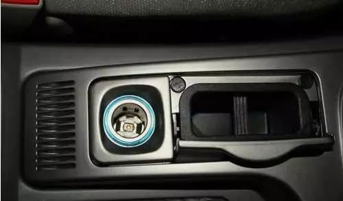 点烟器经常使用会不会亏电,点烟器放三个设备危险吗