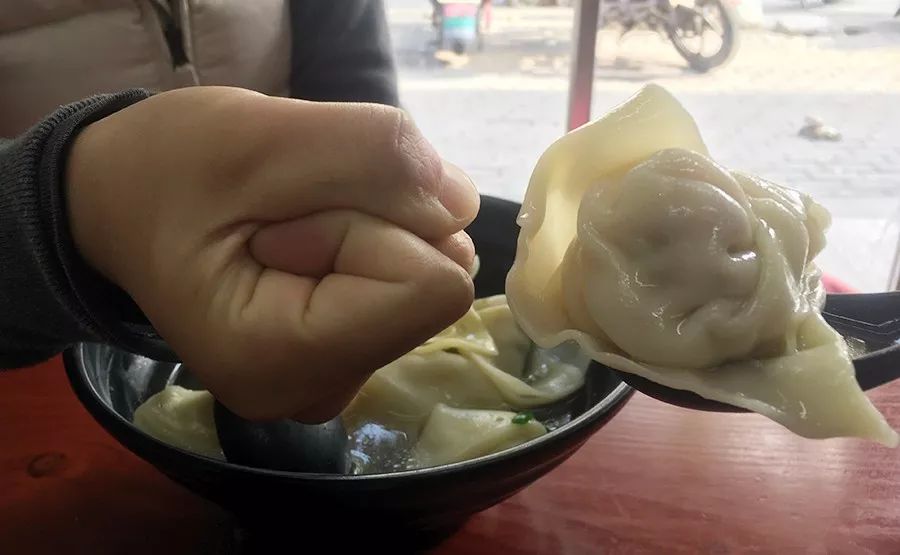 肉蟹煲最正宗的来自哪里,哪的肉蟹煲最好吃