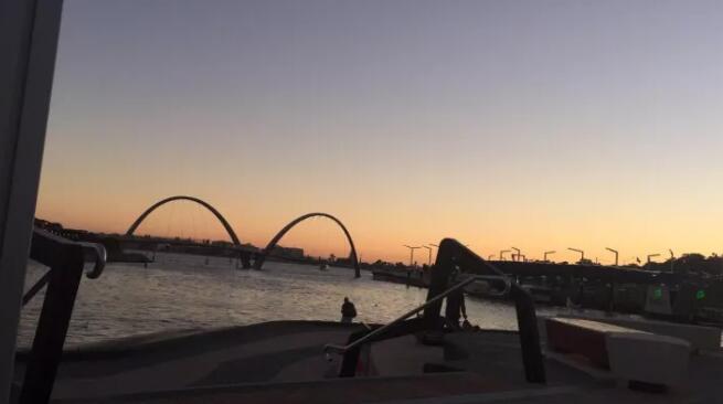 华人故事No.9｜远嫁澳洲，这里没有诗和远方