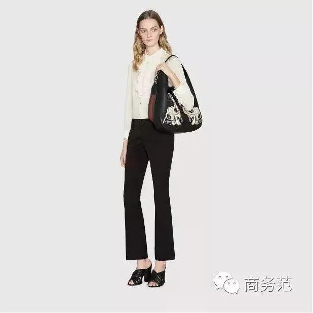 13个大牌出的狗年限定款，总有一个能亮瞎狗眼