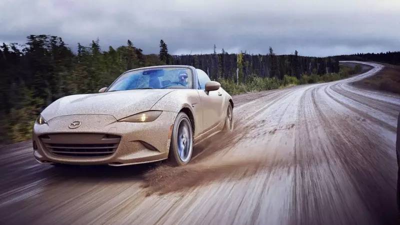 车闻联播伪装不撤，“友谊的小船说翻就翻”！