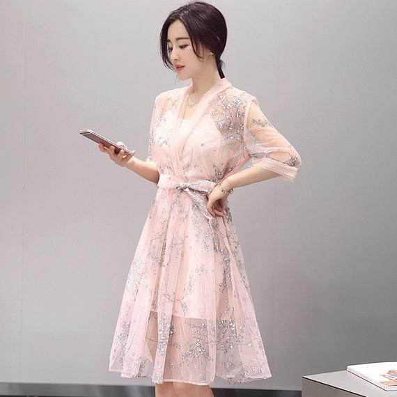 简单大气才是最好的气质,有气质低调而又不失优雅