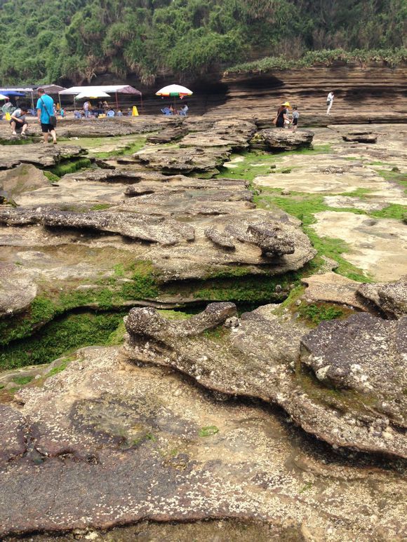 涠洲岛二日游攻略文章700字,6个人怎么玩转涠洲岛