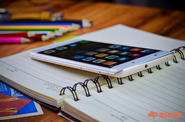 vivo曲屏手机xplay5怎么样,vivoxplay5屏幕老化