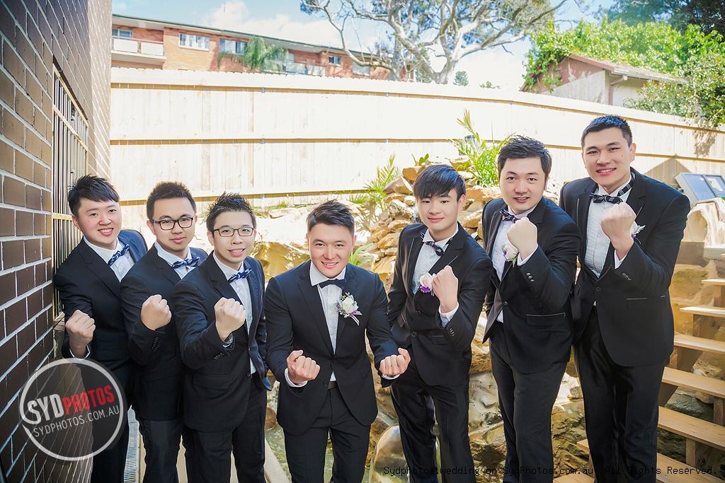 伴娘团堵门提问新郎最新方案，活跃气氛必备