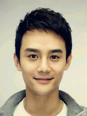 王凯一个明明能够考脸吃饭的人却偏偏要靠演技和才华来征服观众