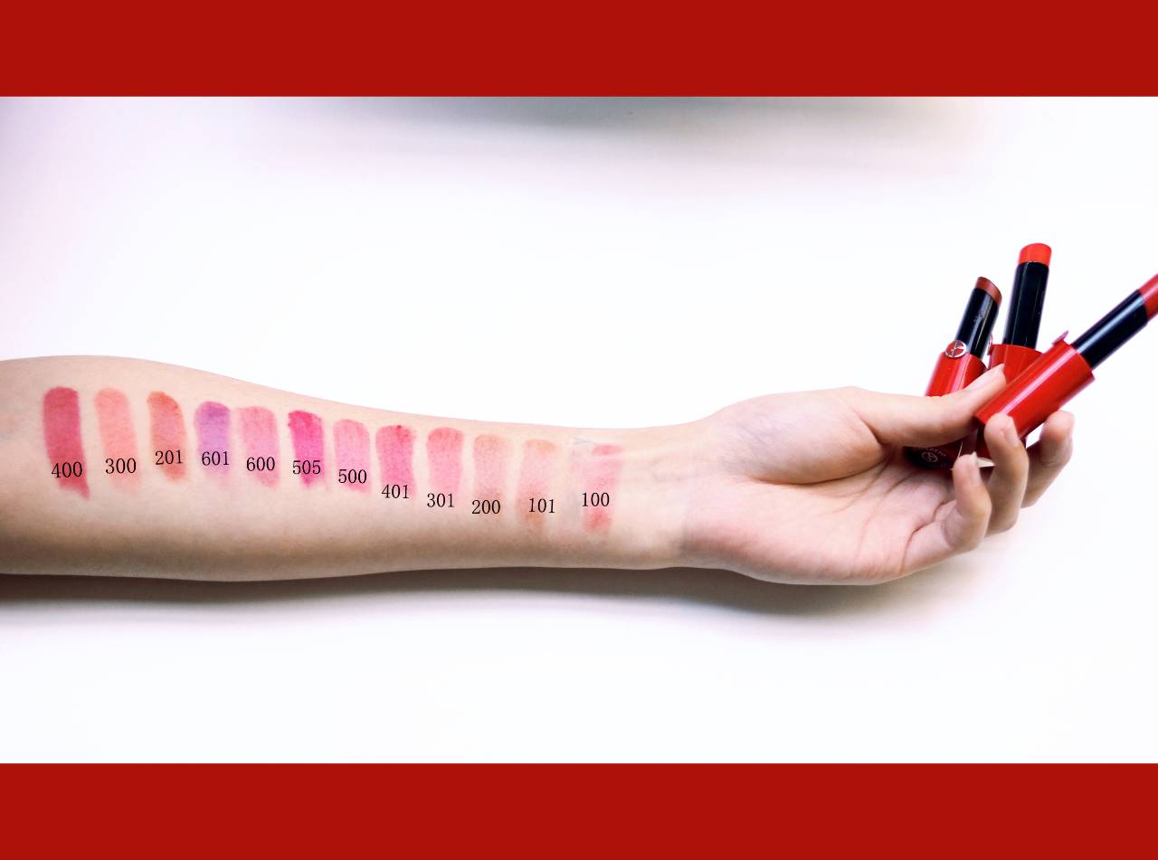 编辑部一口气试了12只口红，结果这3个颜色遭到了哄抢……