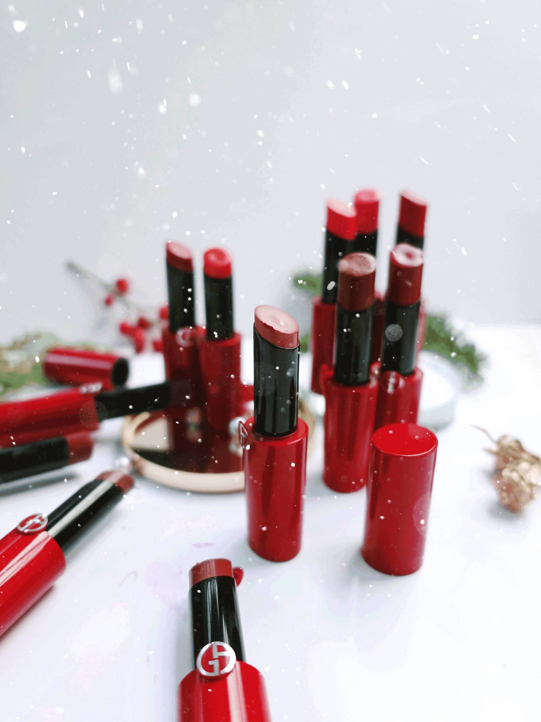 编辑部一口气试了12只口红，结果这3个颜色遭到了哄抢……