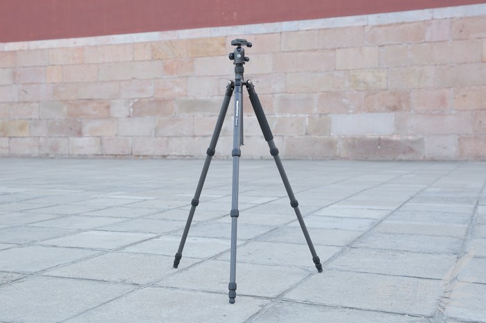 曼富图铝合金三脚架推荐,曼富图element三脚架使用方法